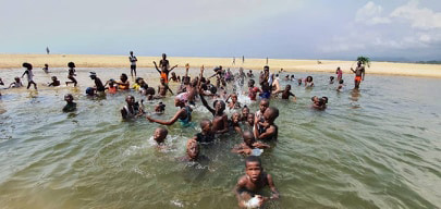 sl christmas swim 2020